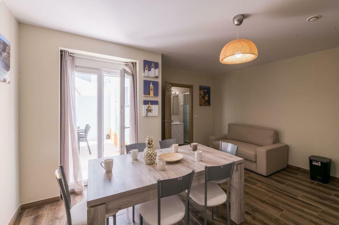 Lovelystay - Sweet Escape I - Terrace Apartment Quarteira