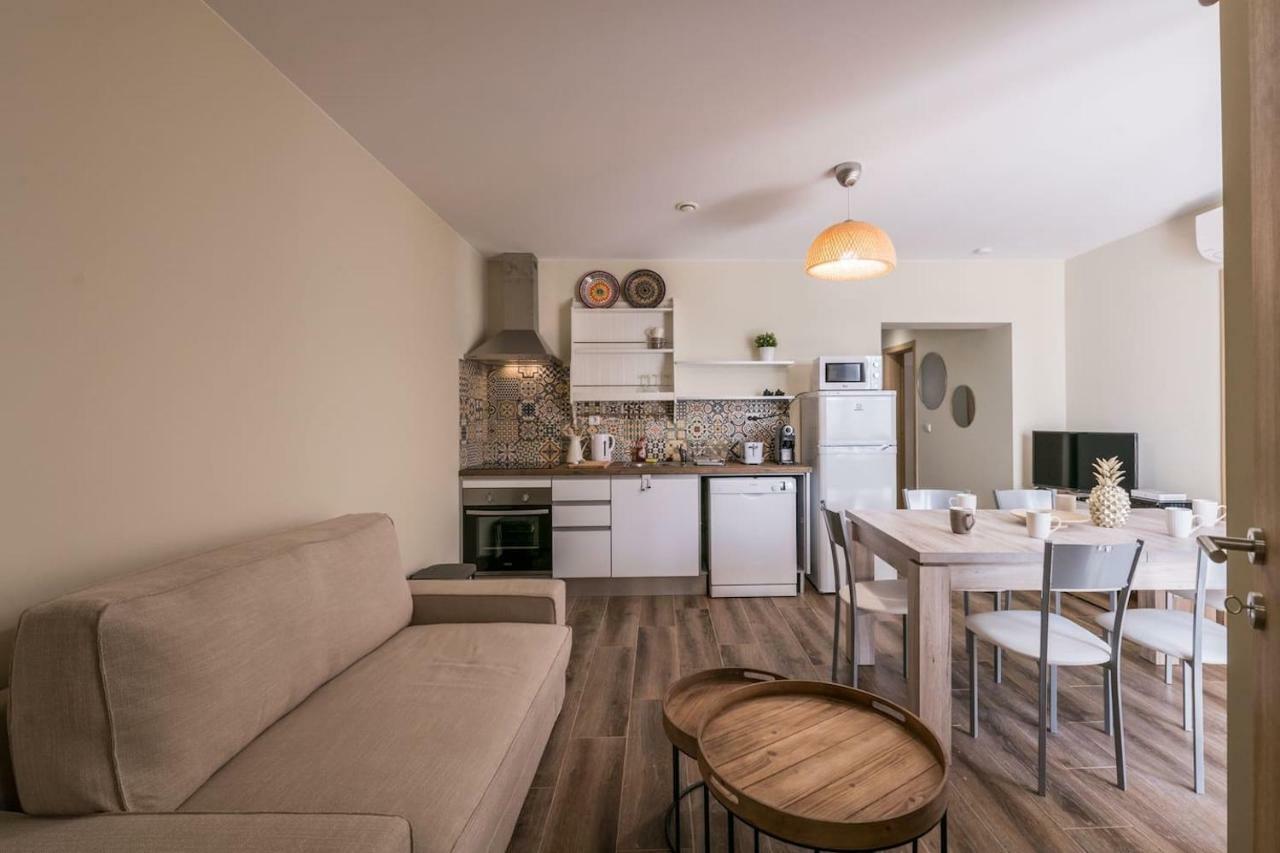 Lovelystay - Sweet Escape I - Terrace Apartment